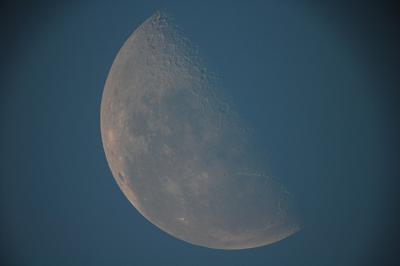 moon_24-05-2011_8-30_c.jpg